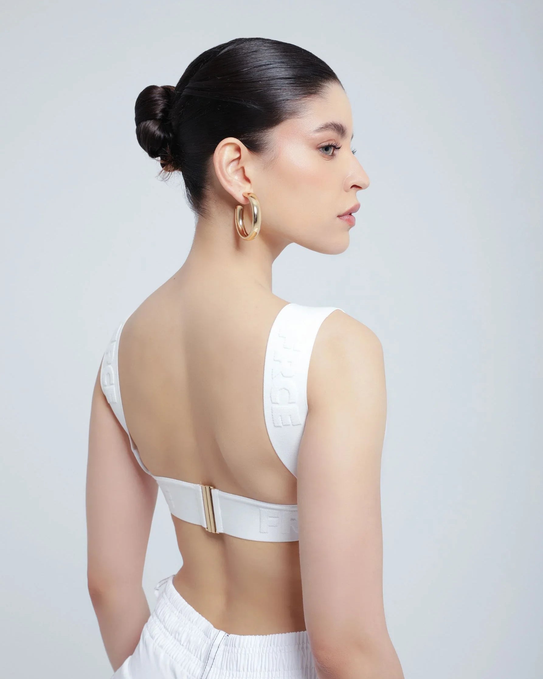 Faya Bikini Top with underwire support and bold band detailing