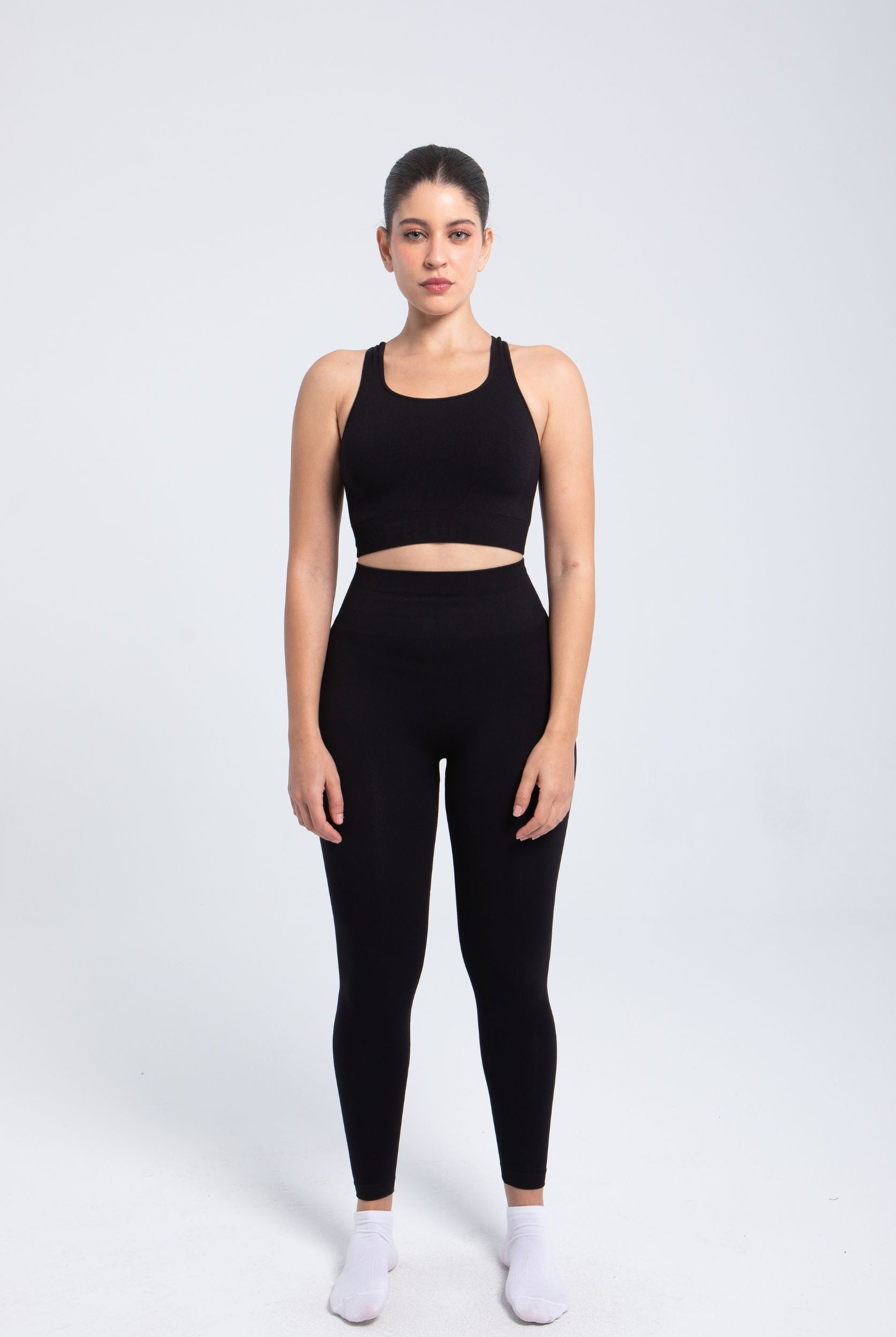 Second Skin shaping legging — seamless compressive