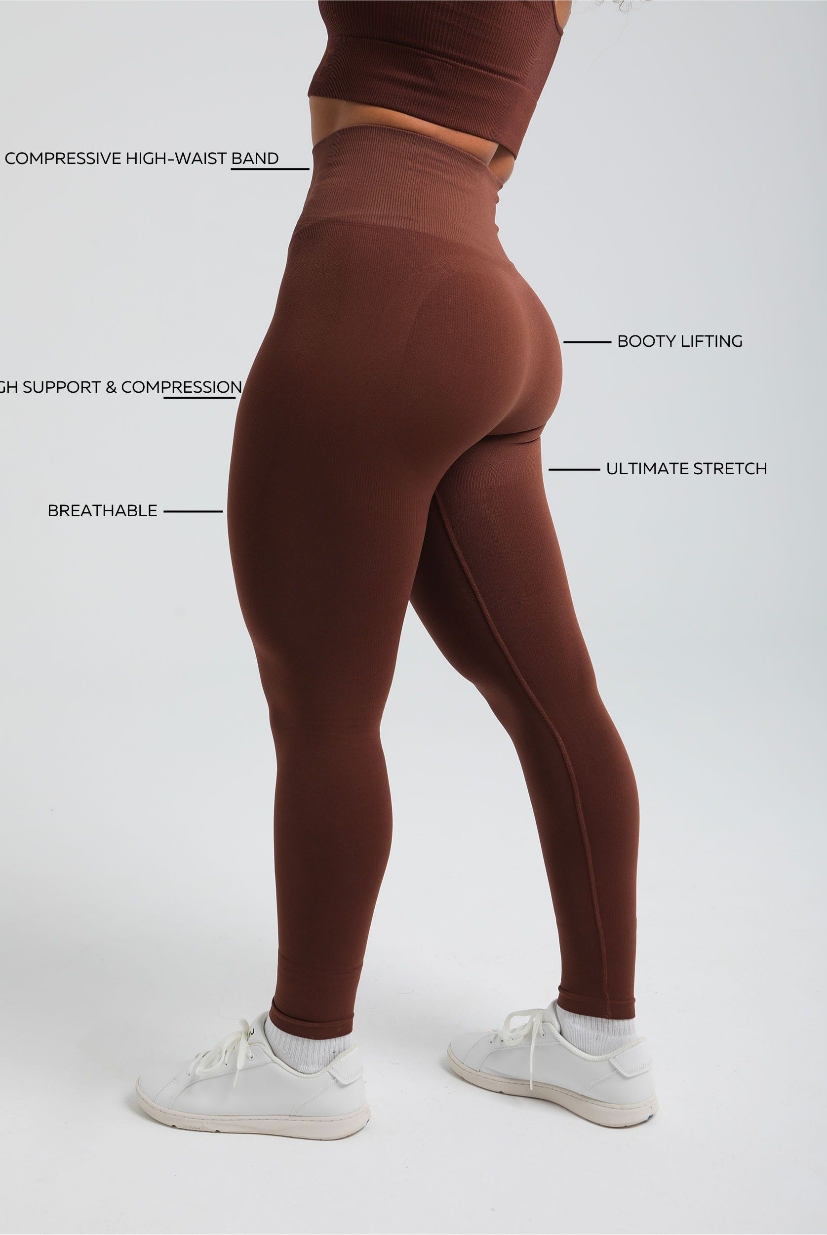 Second Skin shaping legging — seamless compressive