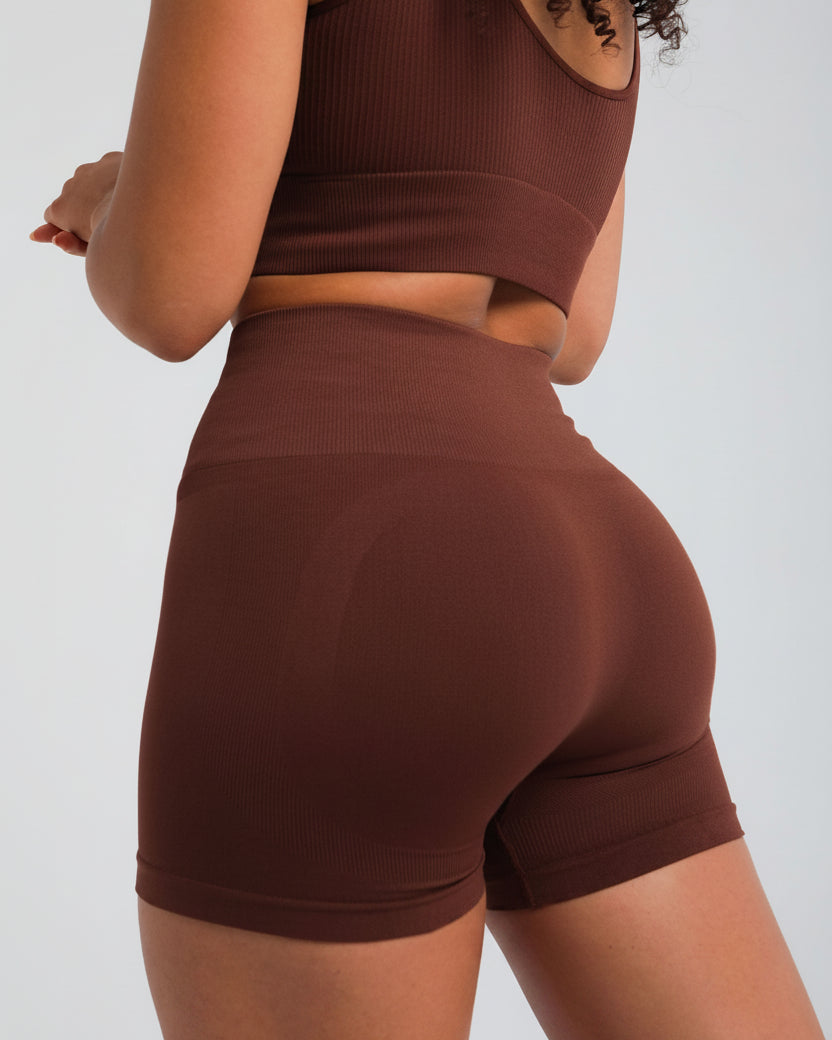 Booty-lifting shaping shorts with breathable, quick-dry fabric
