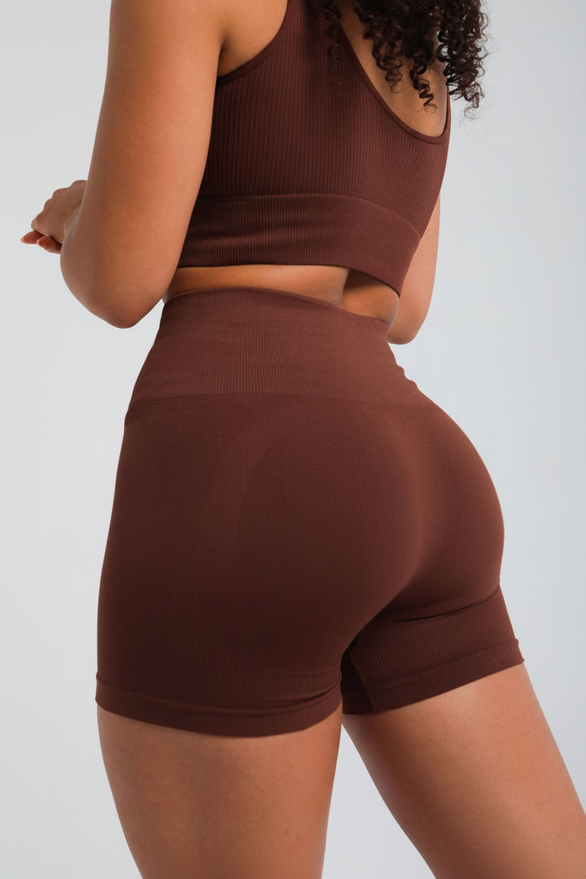 Booty-lifting shaping shorts with breathable, quick-dry fabric