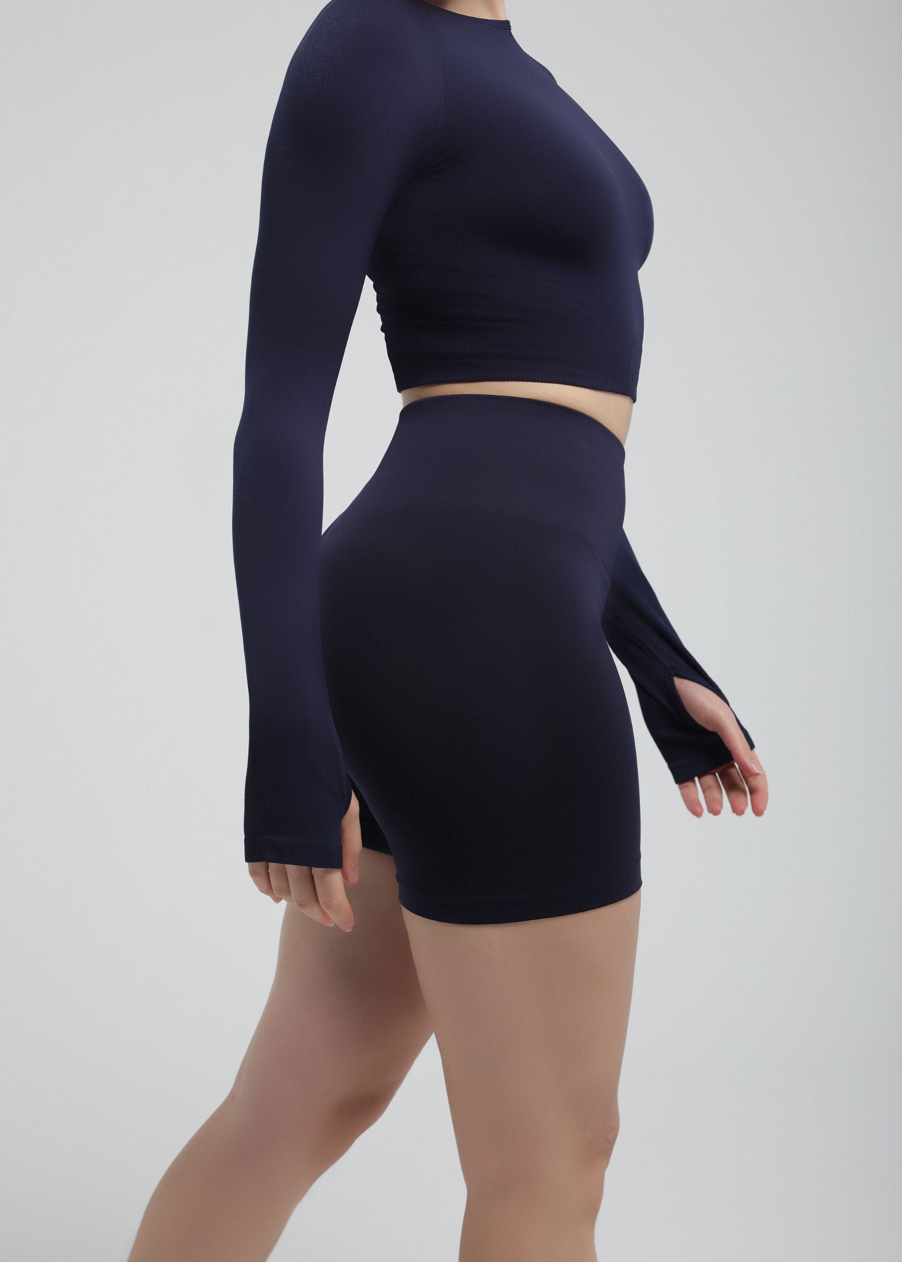 Booty-lifting shaping shorts with breathable, quick-dry fabric