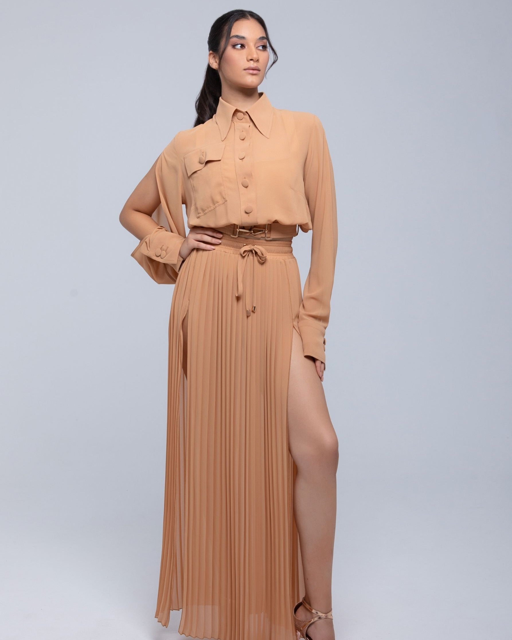 Sheer maxi skirt with lightweight muslin fabric and double side slits