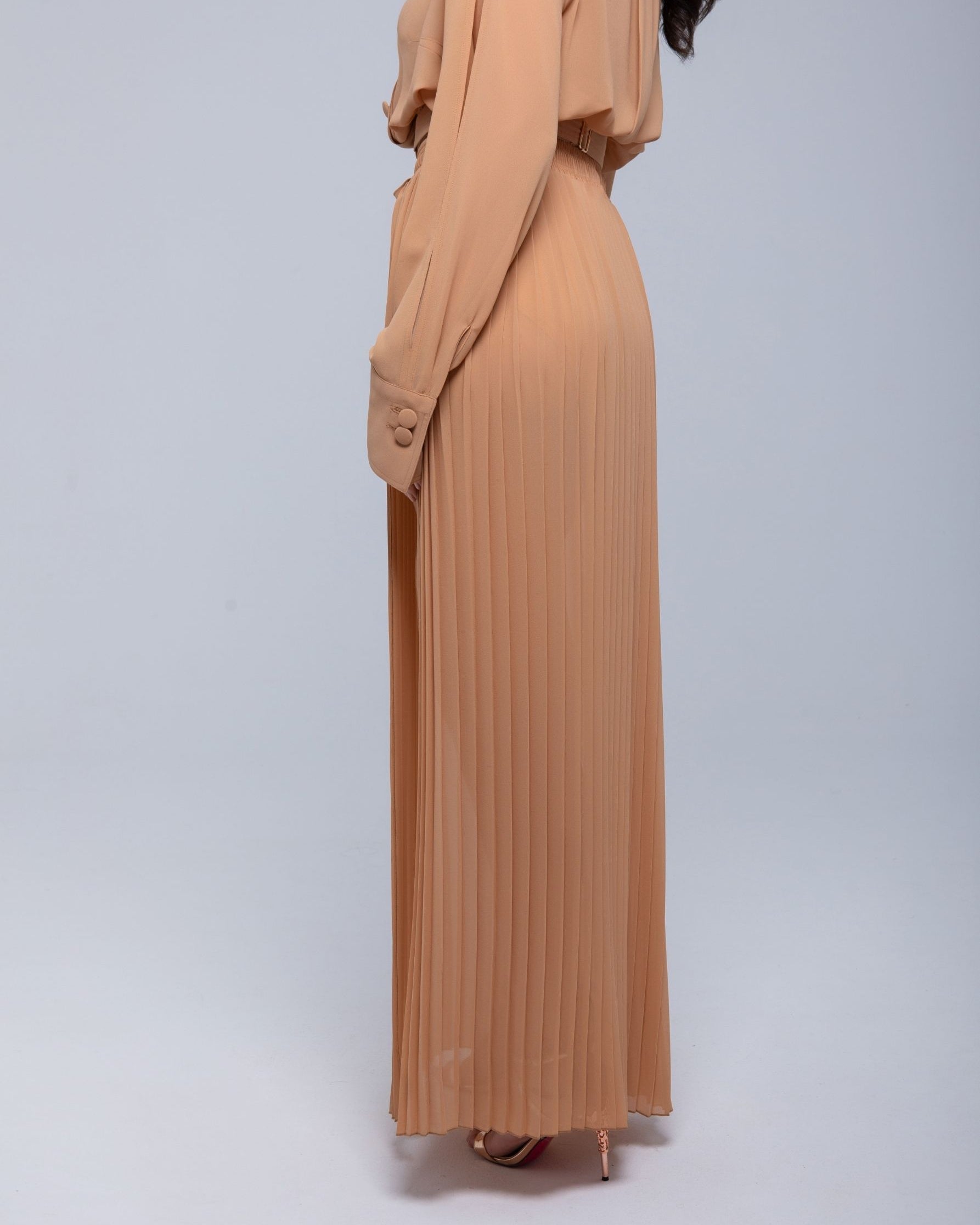 Sheer maxi skirt with lightweight muslin fabric and double side slits