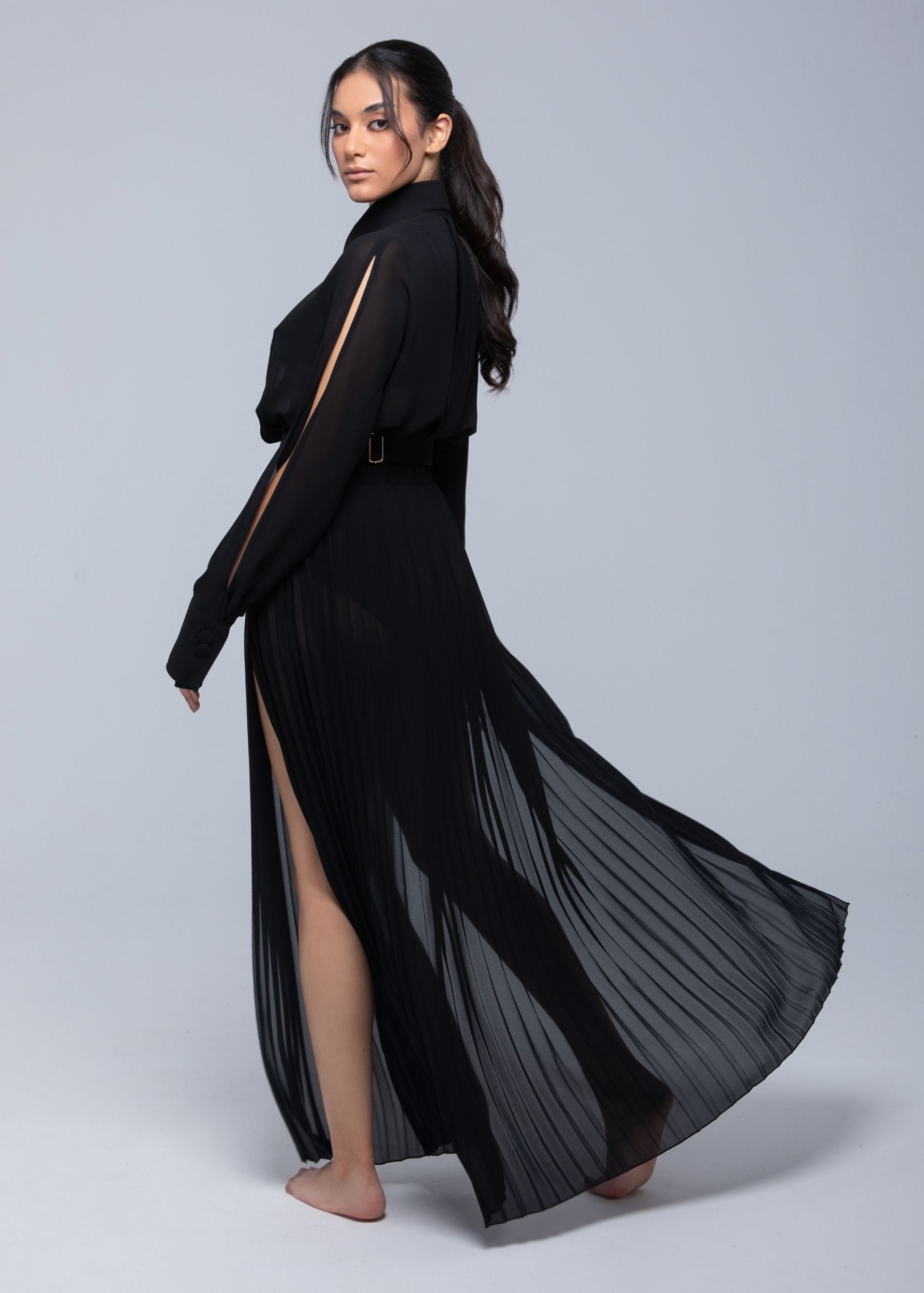 Sheer maxi skirt with lightweight muslin fabric and double side slits