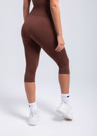 Second Skin Shaping Capri Leggings | Seamless Sculpt Fit