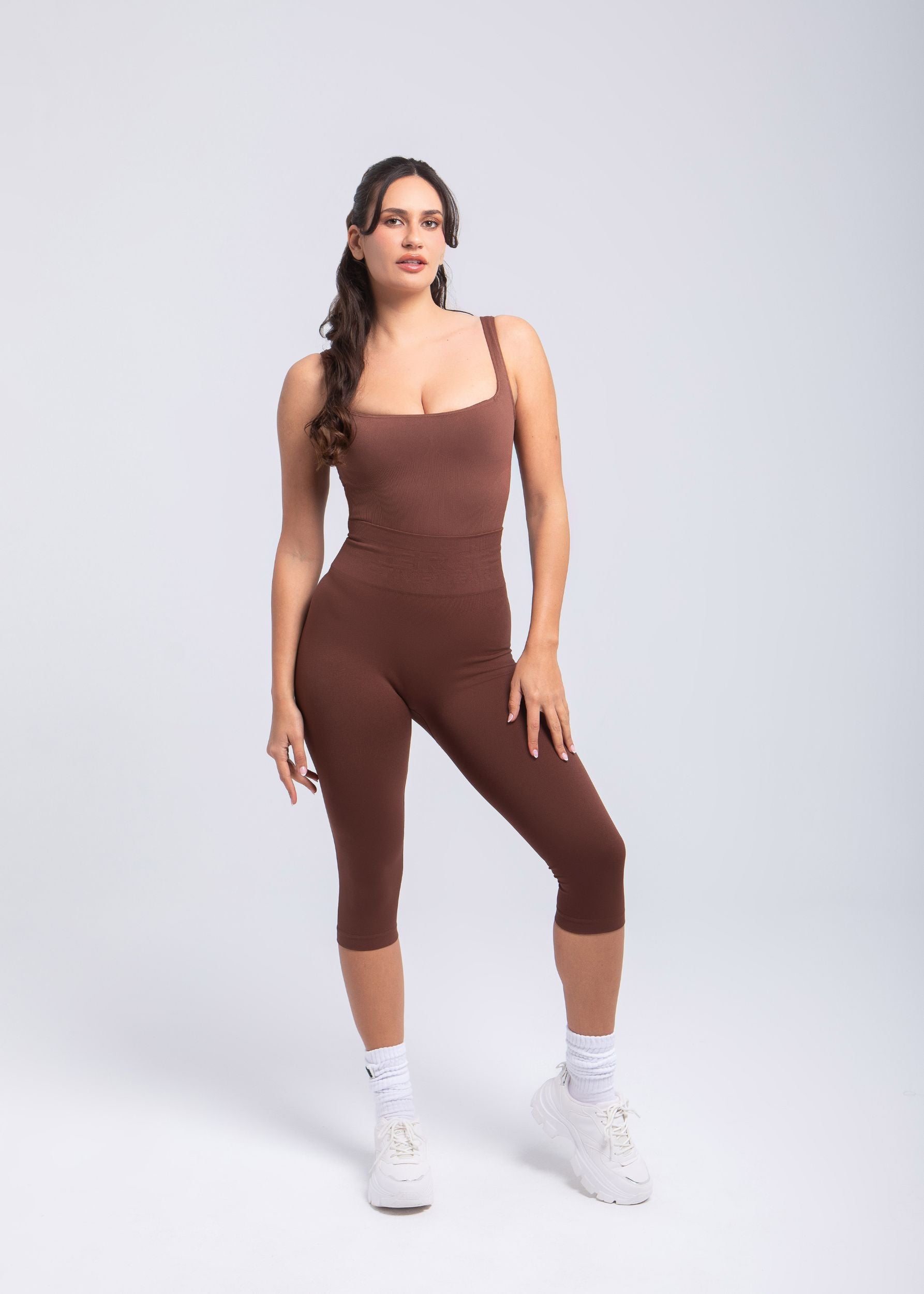 Second Skin Shaping Capri Leggings | Seamless Sculpt Fit