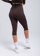 Second Skin Shaping Capri Leggings | Seamless Sculpt Fit