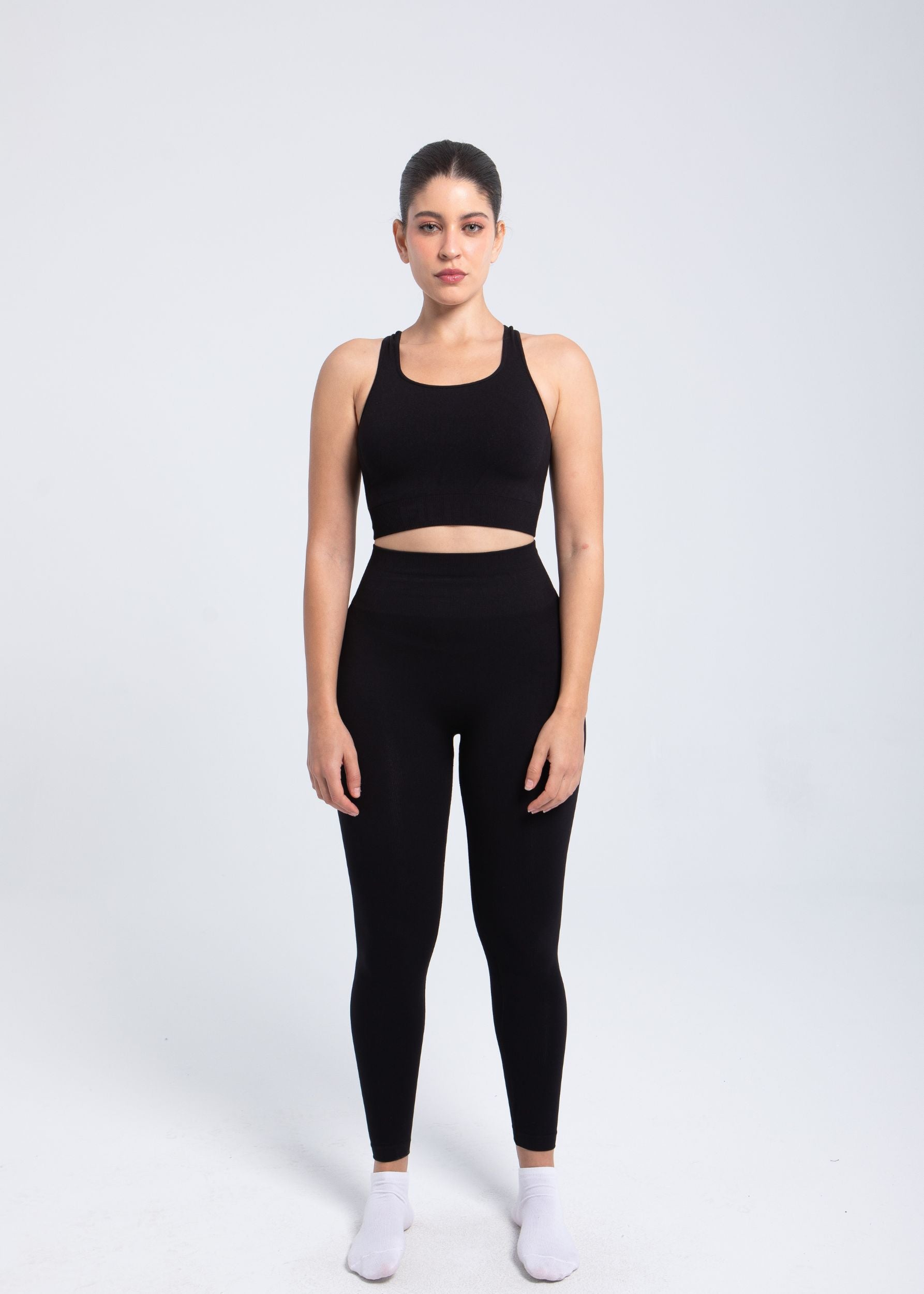 Second Skin shaping legging — seamless compressive