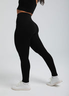 Second Skin shaping legging — seamless compressive
