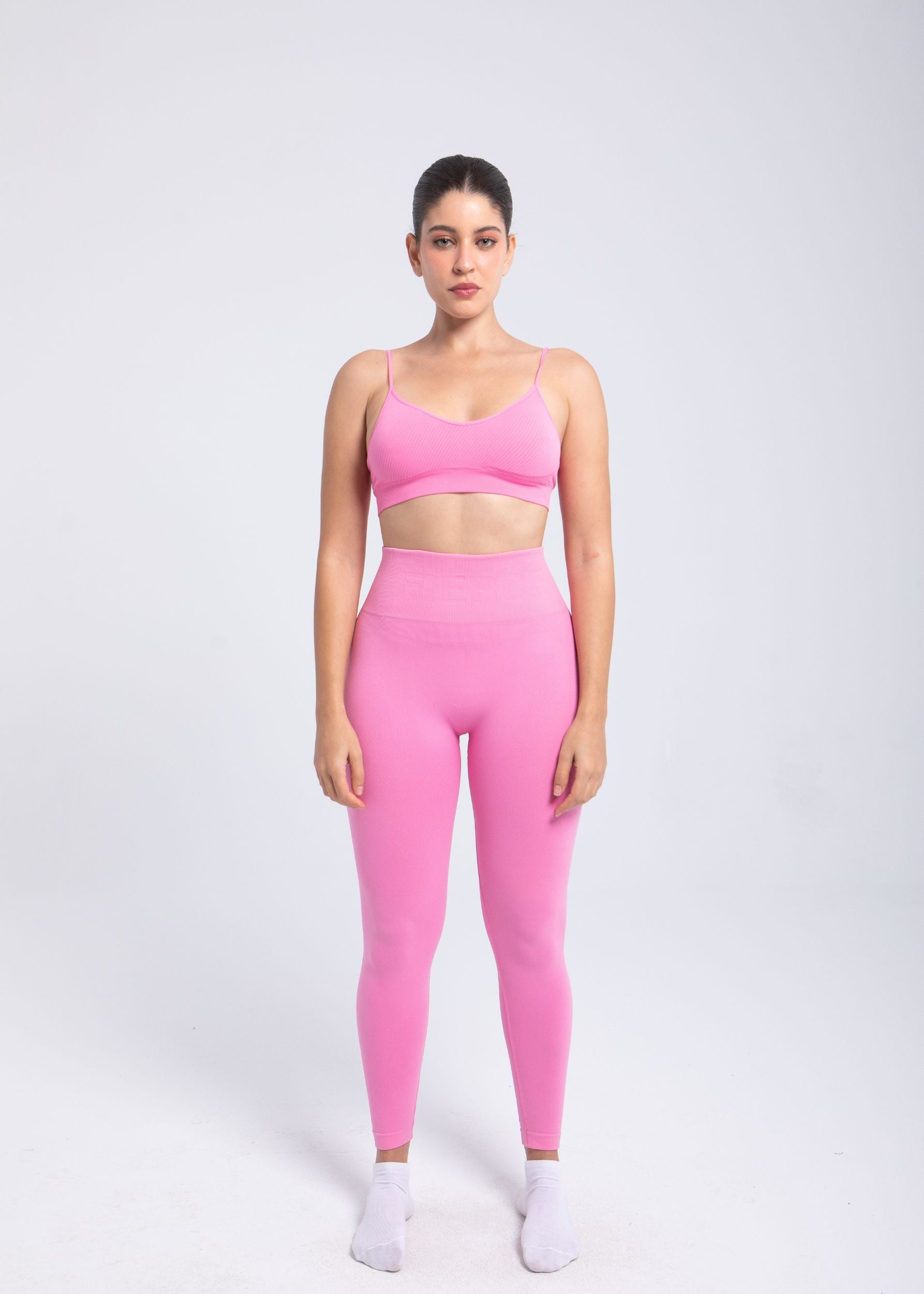 Second Skin shaping legging — seamless compressive