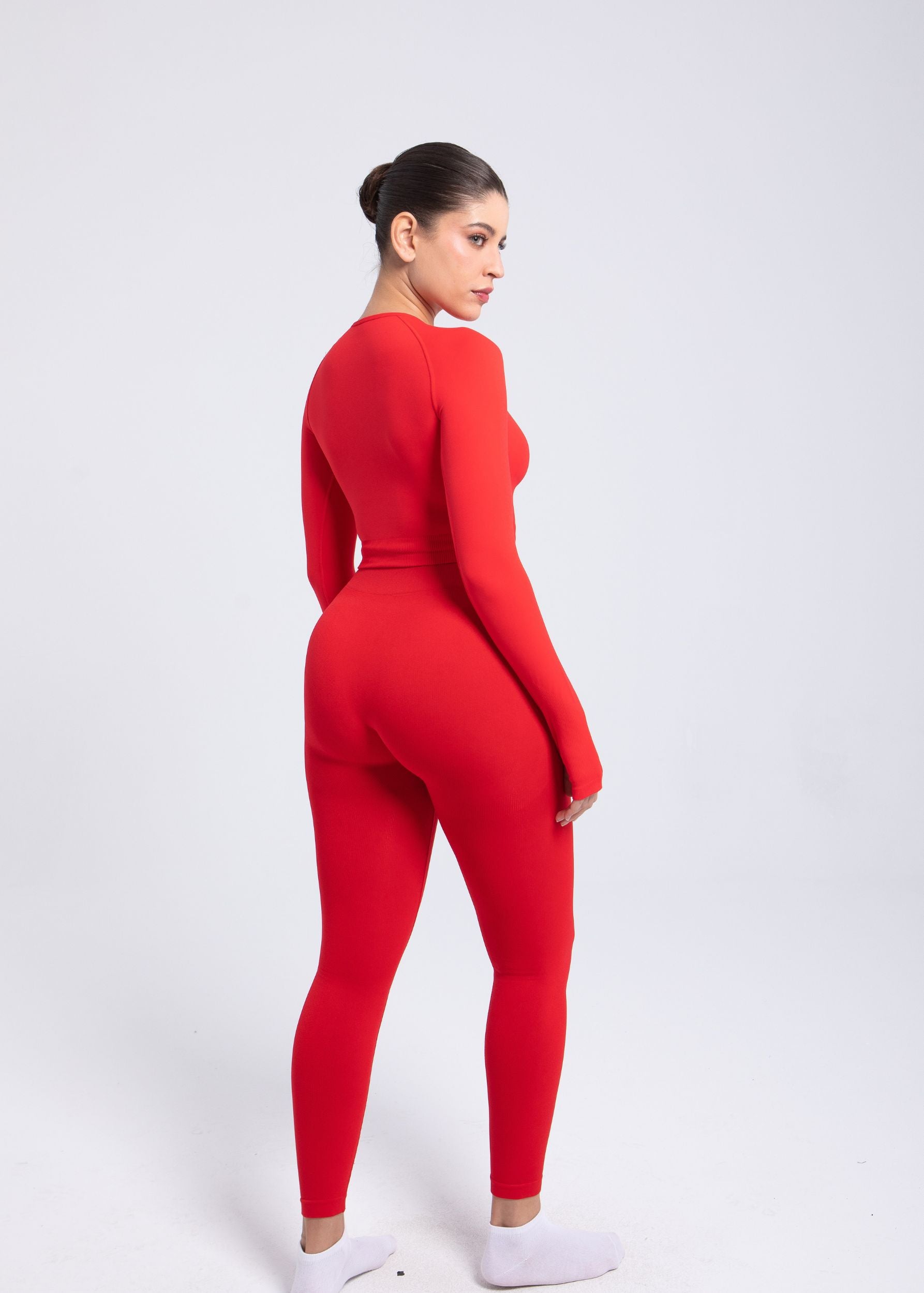 Second Skin shaping legging — seamless compressive